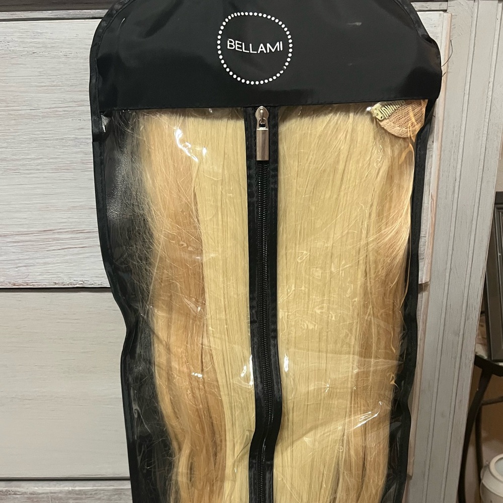 Bellami Boo-Gatti clipin hair extensions